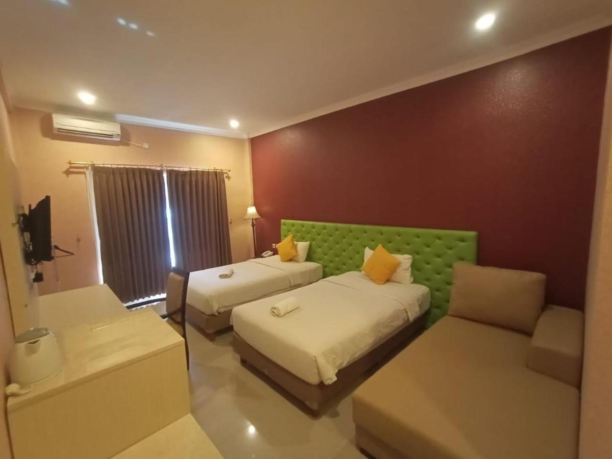 Oyo 90473 Gowin Hotel Kuta  Luaran gambar