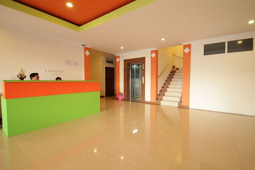 Oyo 90473 Gowin Hotel Kuta  Luaran gambar