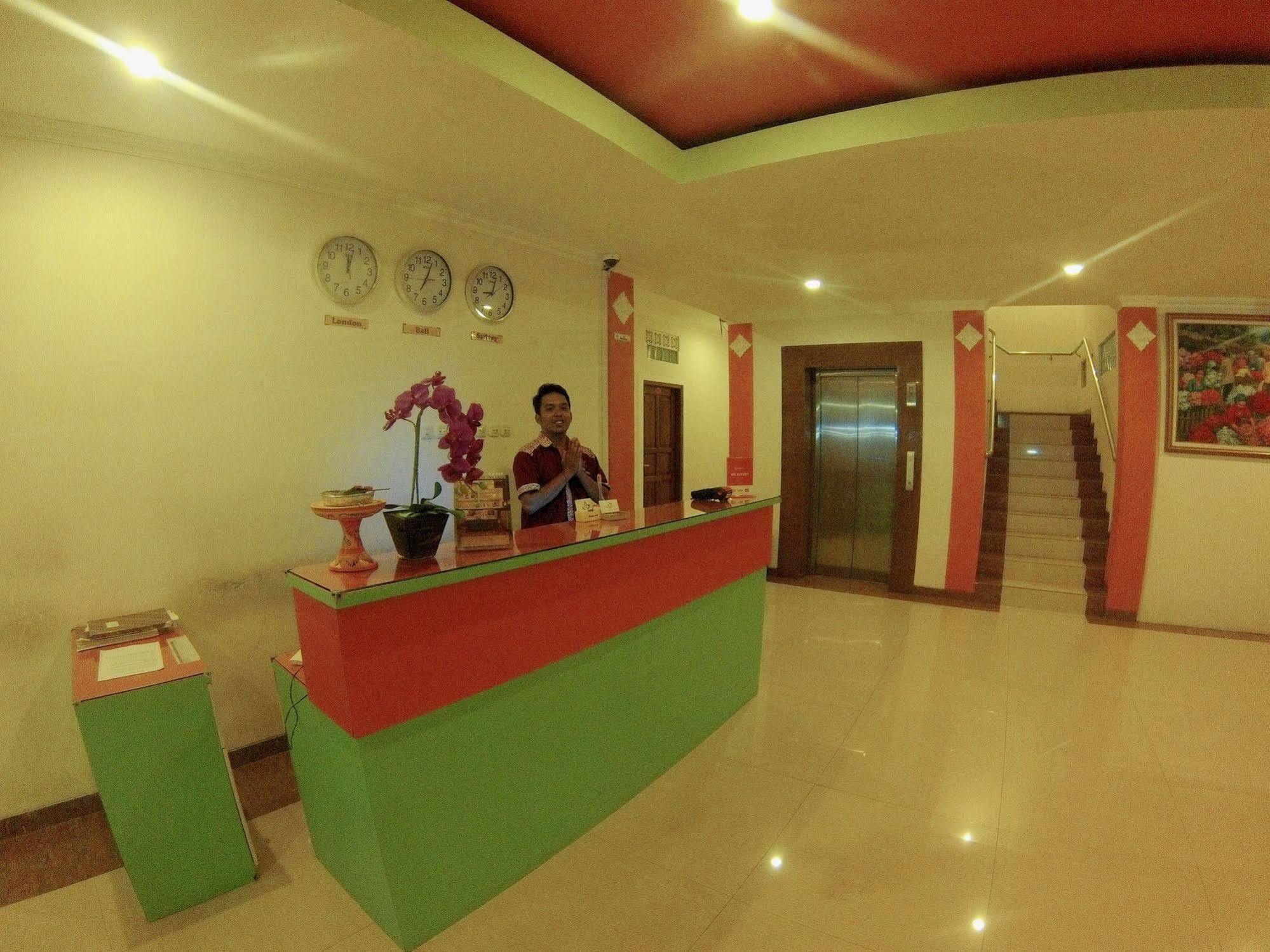 Oyo 90473 Gowin Hotel Kuta  Luaran gambar